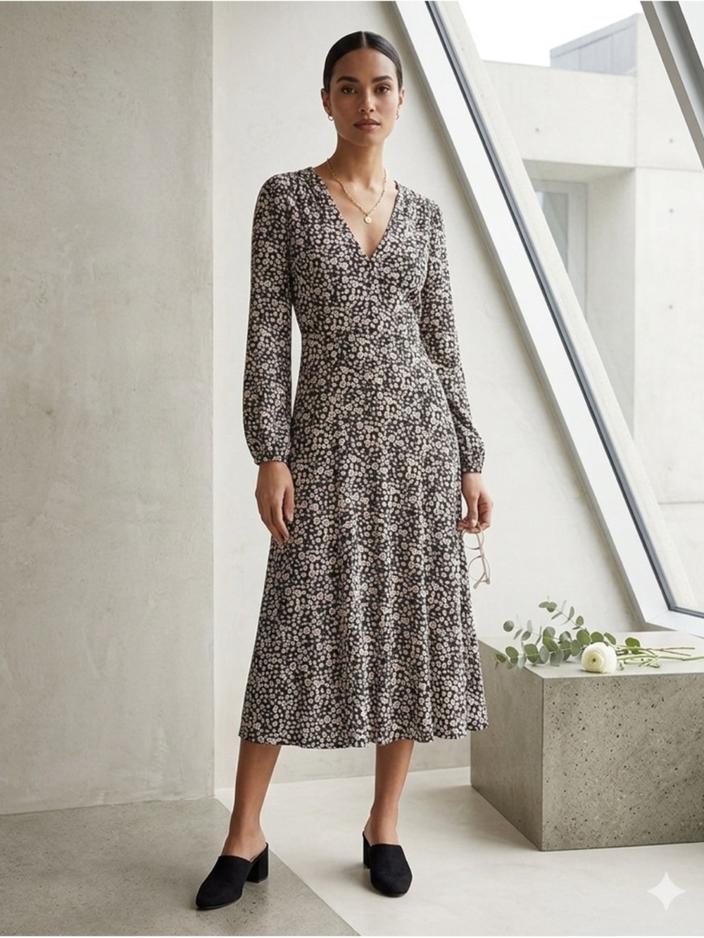 Express‎ Floral Flowers Print Long Sleeve Midi Dress Black White Open Bac…